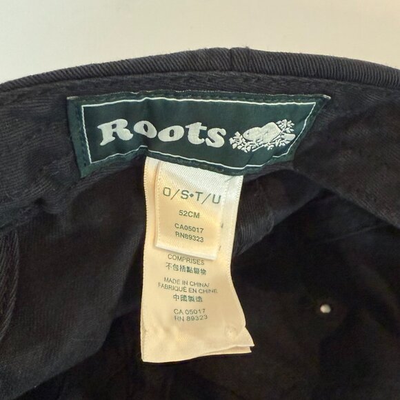 Roots Canada Black Ball Cap with Red Maple Leaf 52CM - Picture 5 of 5